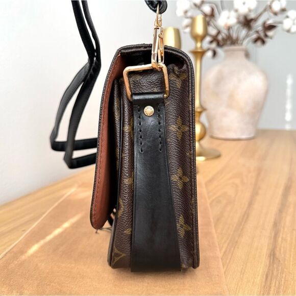 ✅AUTHENTIC✅LOUIS VUITTON CARTOUCHIERE MM - Picture 9 of 17